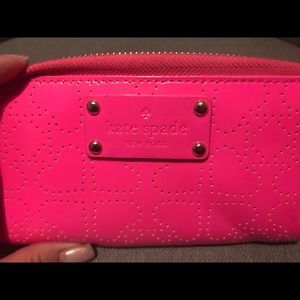 Kate Spade ♠️ Pink Wristlet
